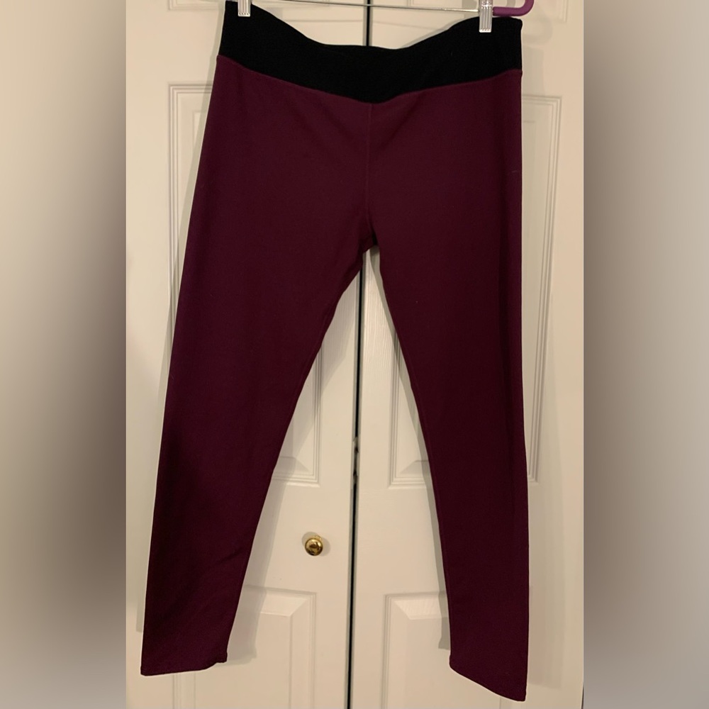 Fabletics Womens Maroon and Black Leggings